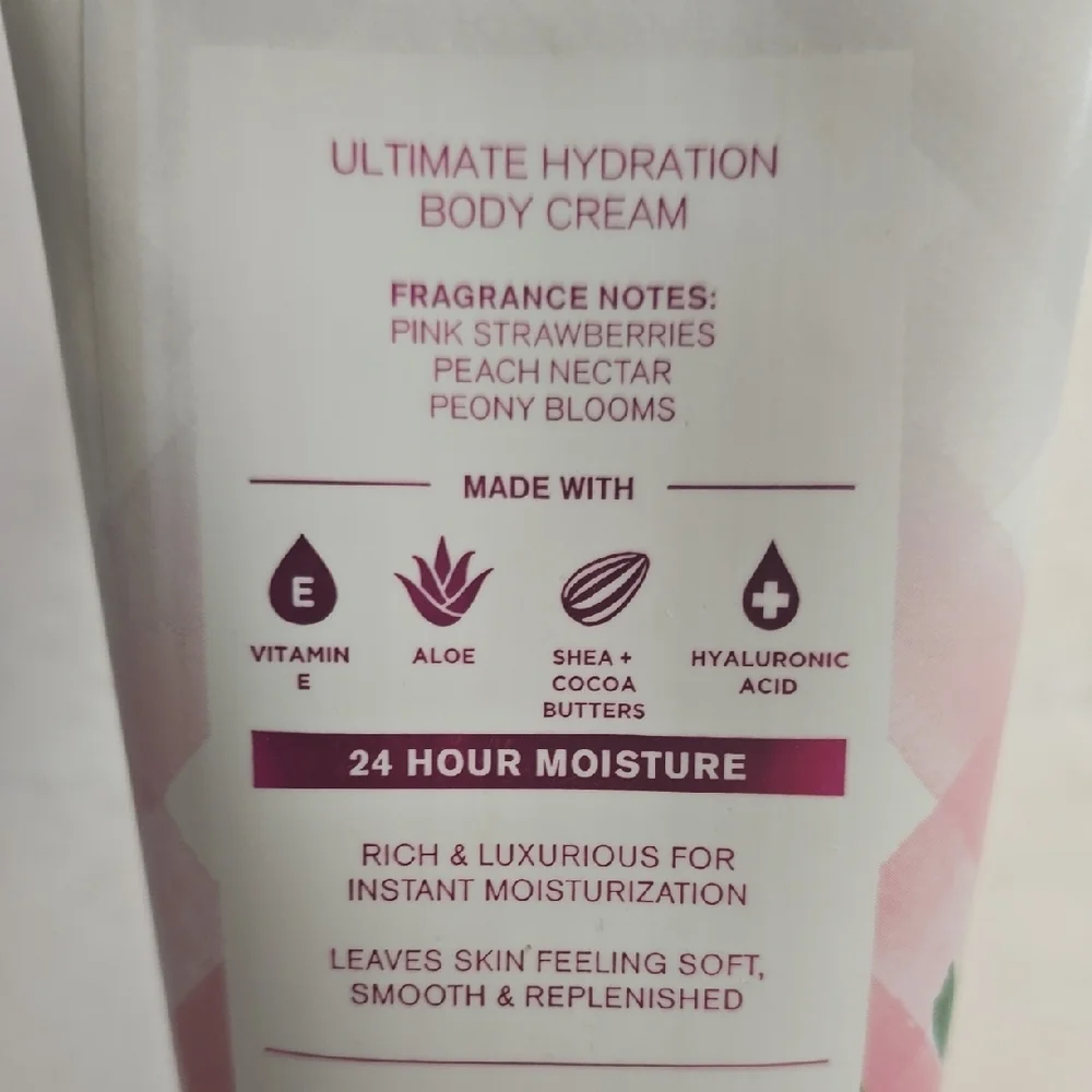 Bath & Body Works (BBW) Gingham Gorgeous Body Cream - Picture 3 of 4